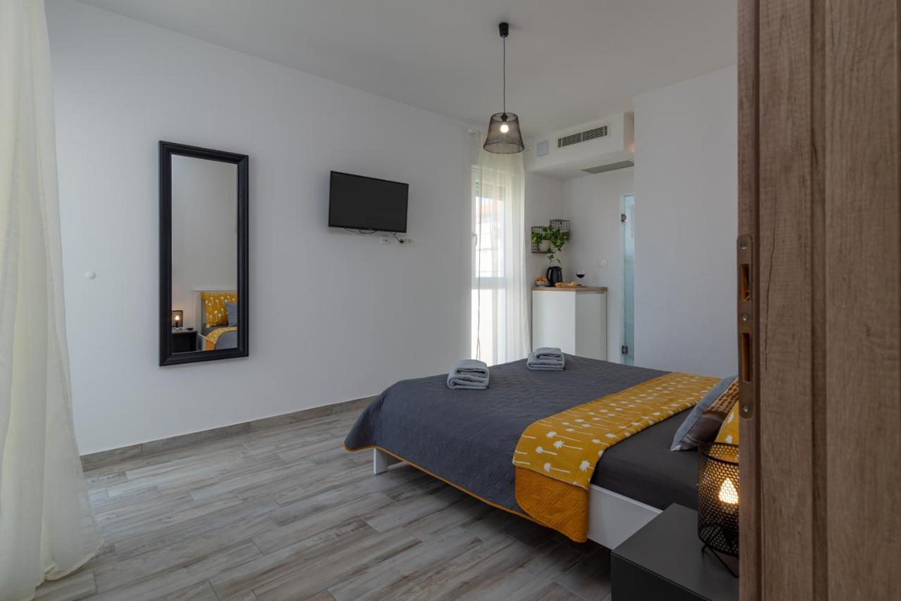 Apartmani Luce Trogir Exterior foto